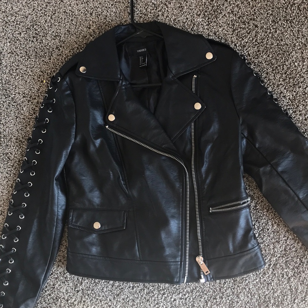 Forever 21 black leather jacket